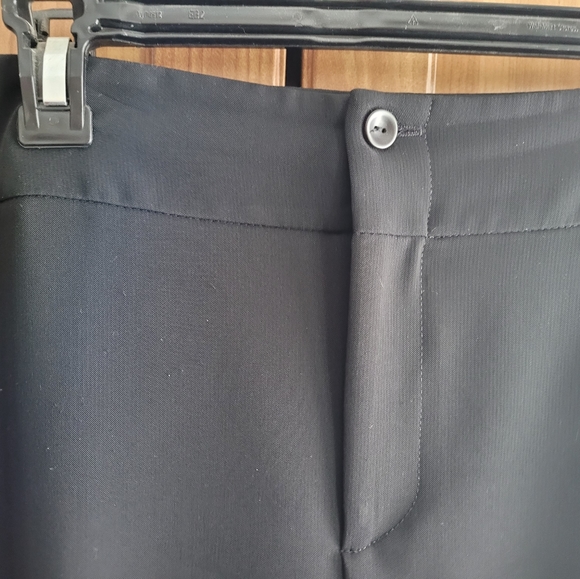 EUC Ricki's Black Dress/Work Pants Size 14 Front Zipper Closure Straight Leg - Picture 3 of 6